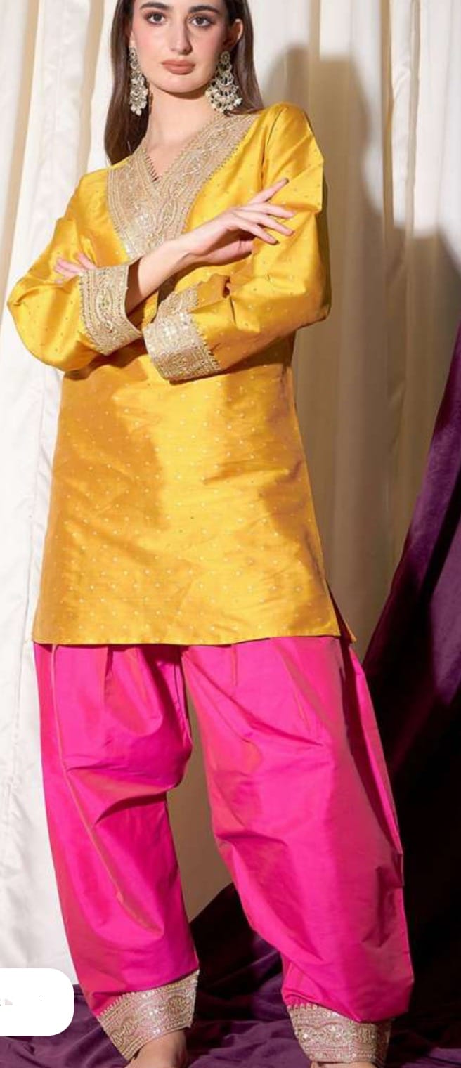 Gulnaar Peshwa Ensemble