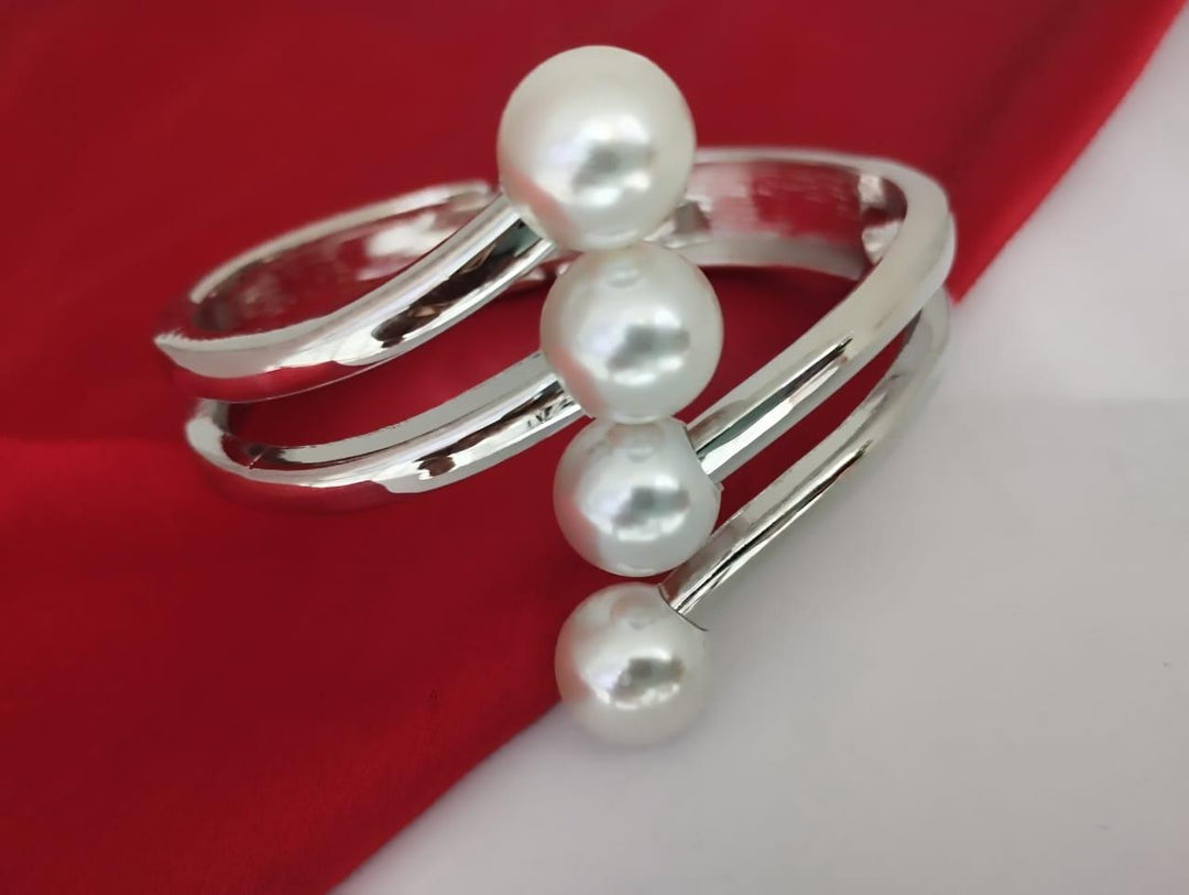 Silver and Pearl Kada